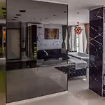 Aparthotel Aura