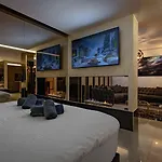 Aura Aparthotel Skopje