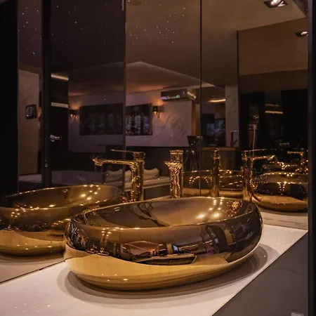 Aura Lägenhetshotell 4*