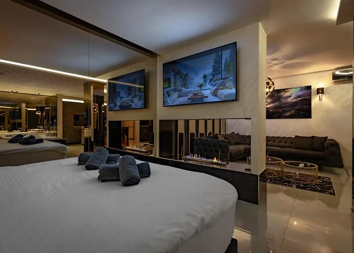 Aura מלון דירות סקופיה