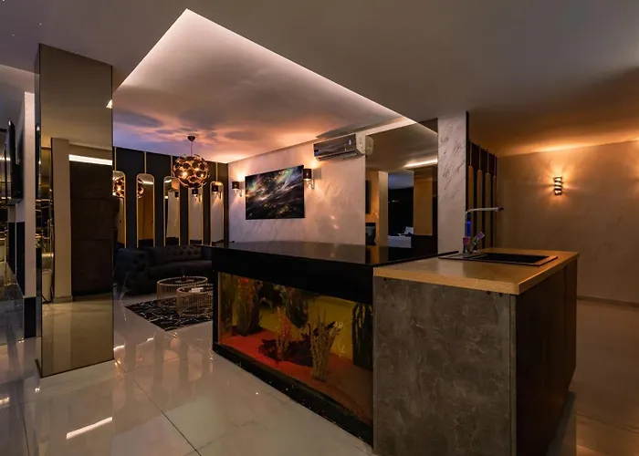 Апарт-отель Aura 4*